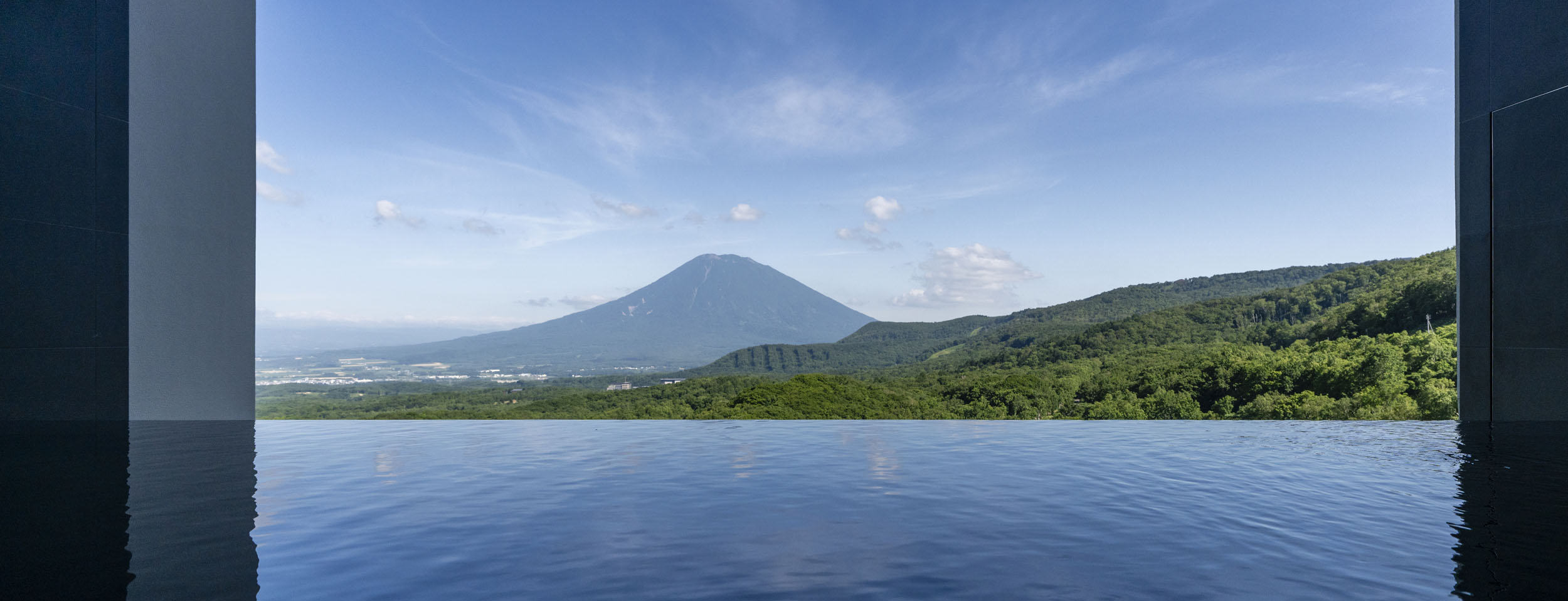 Chalet Ivy Weiss, Niseko, Hanazono, Niseko — Onsen bath