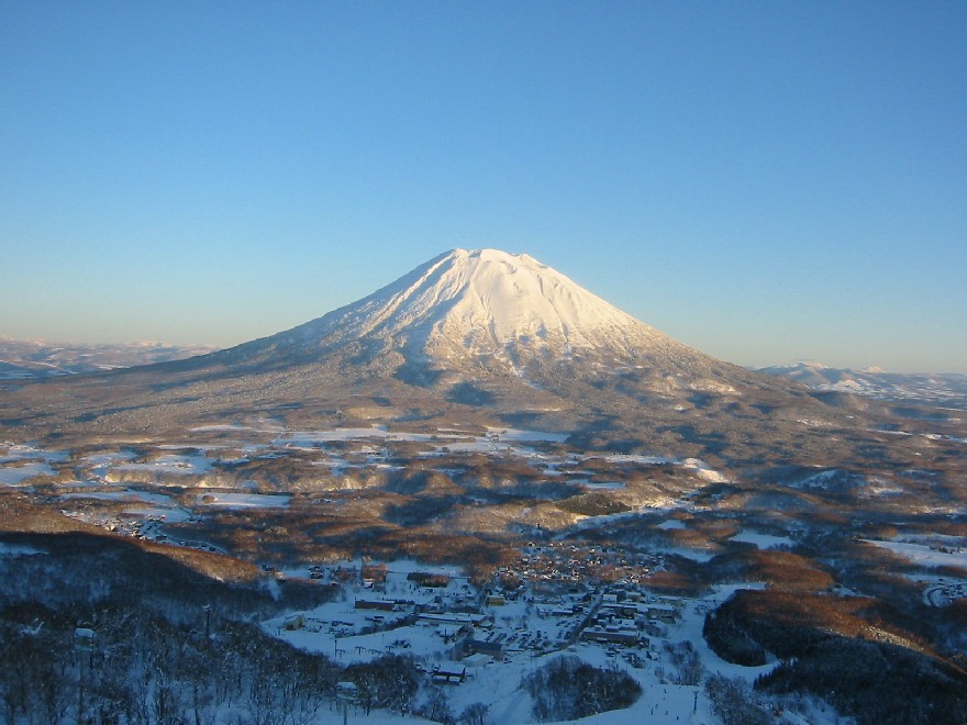 Country Resort Niseko, Hirafu, Niseko — In winter