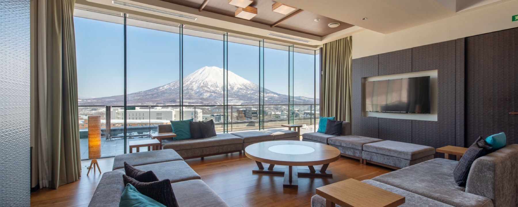 Ki Niseko, Hirafu, Niseko — Ki Niseko Penthouse Living Winter1
