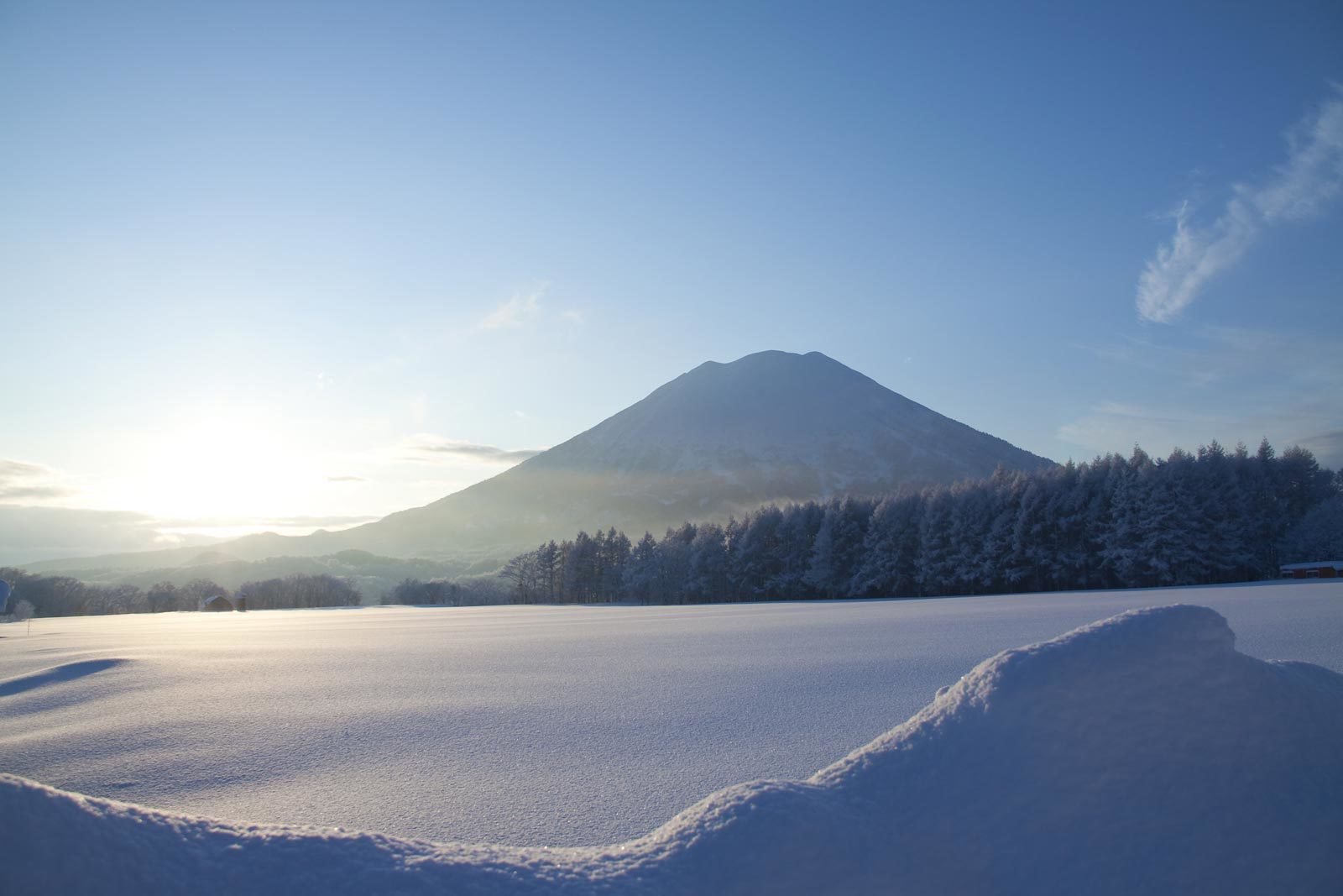 Niseko Landmark View, Hirafu, Niseko — Mount Yotei view